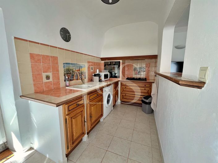 Image No.16-5 Bed House for sale