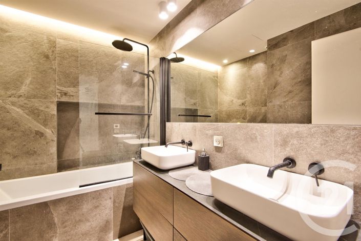 Image No.10-4 Bed Apartment for sale