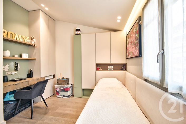 Image No.9-4 Bed Apartment for sale