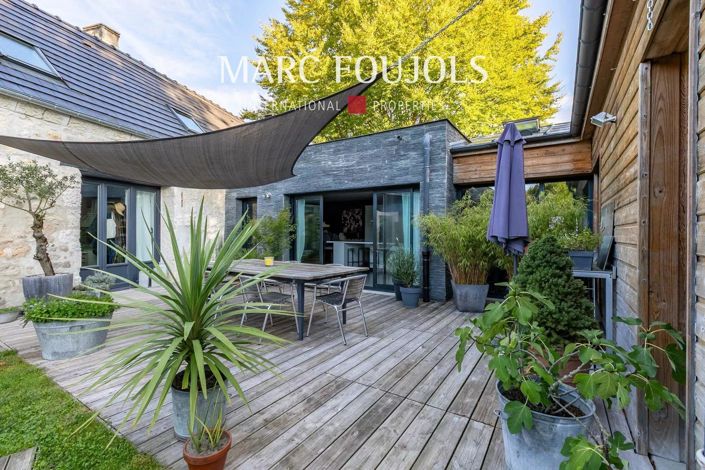 Image No.1-5 Bed House for sale