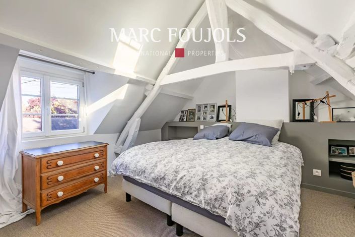 Image No.18-5 Bed House for sale