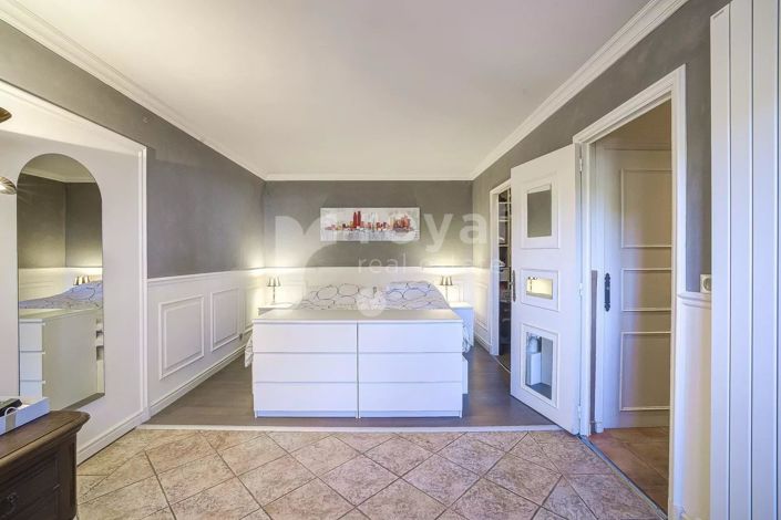 Image No.14-3 Bed House for sale