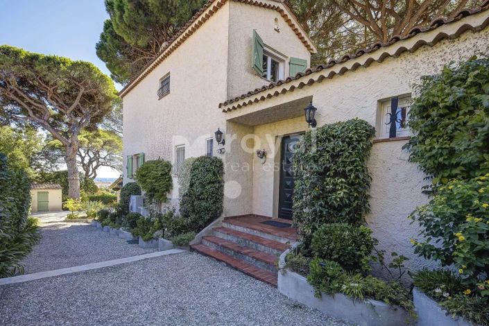 Image No.7-3 Bed House for sale