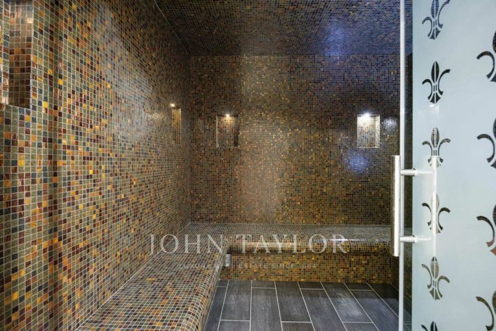 Image No.25-8 Bed House for sale