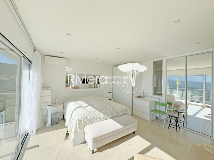 Image No.15-5 Bed House for sale