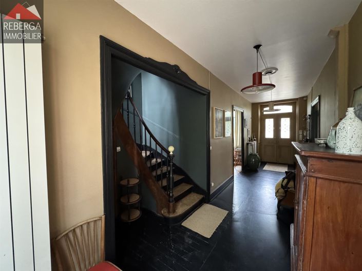 Image No.13-8 Bed House for sale