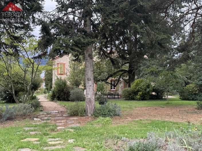 Image No.30-8 Bed House for sale