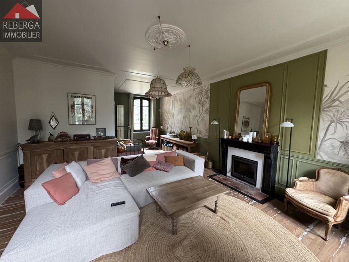 Image No.4-8 Bed House for sale