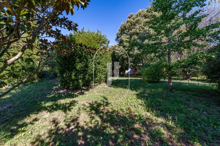 Image No.12-5 Bed House for sale