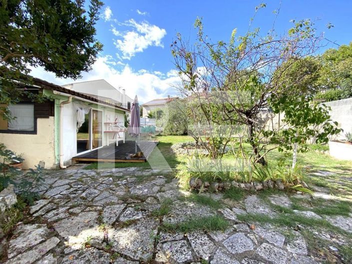 Image No.11-4 Bed House for sale