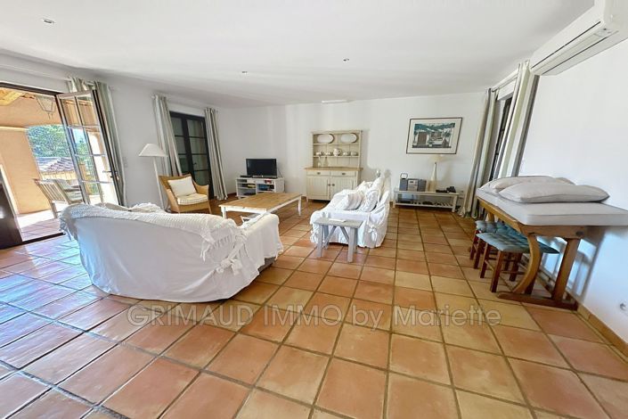 Image No.7-3 Bed House for sale