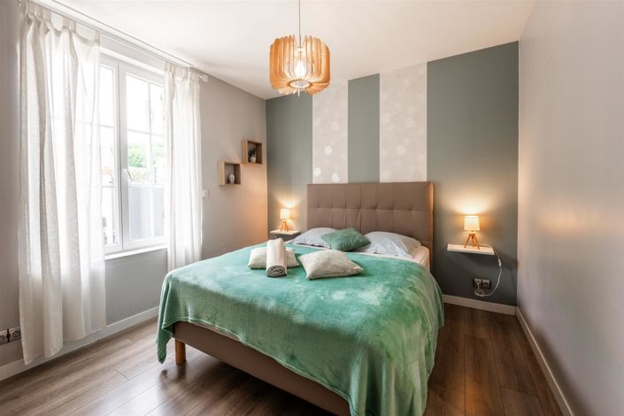 Image No.10-5 Bed House for sale