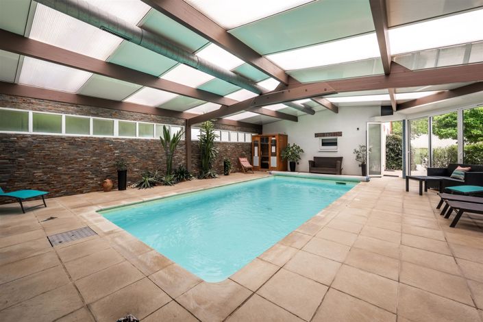 Image No.9-5 Bed House for sale