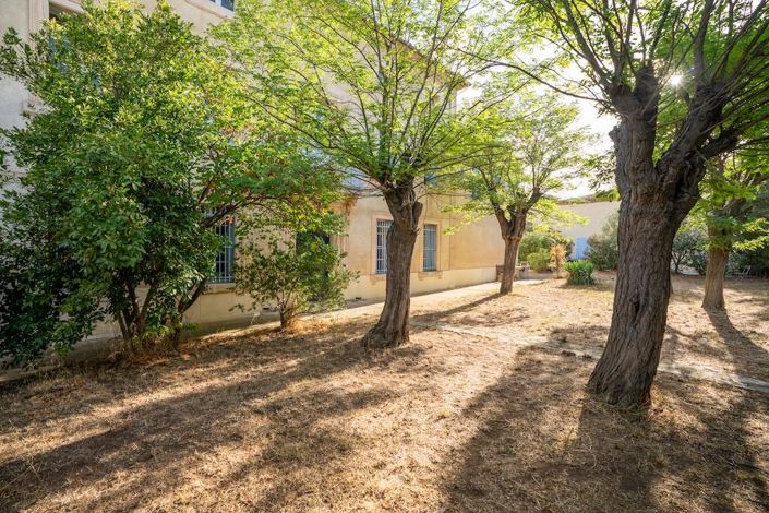 Image No.42-6 Bed House for sale