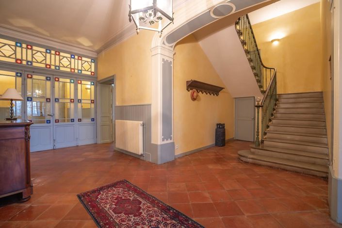 Image No.5-6 Bed House for sale