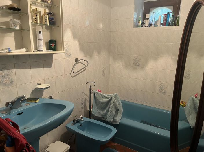 Image No.12-5 Bed House for sale