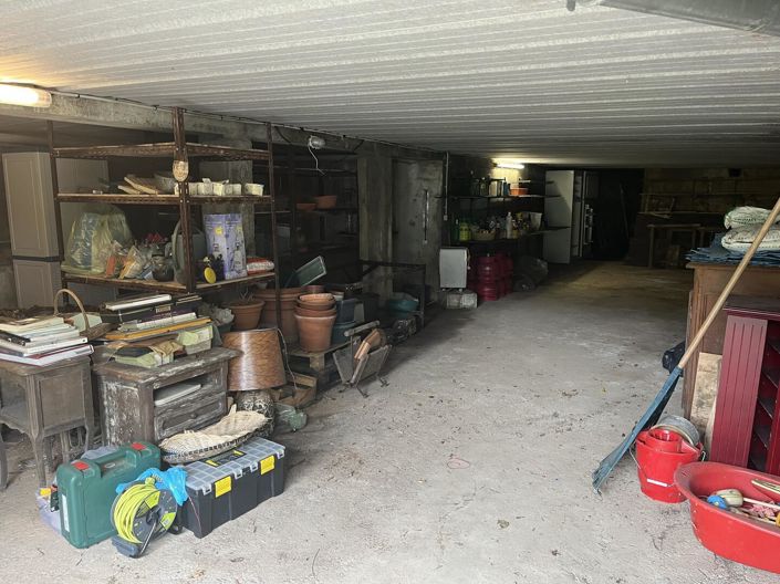 Image No.20-5 Bed House for sale