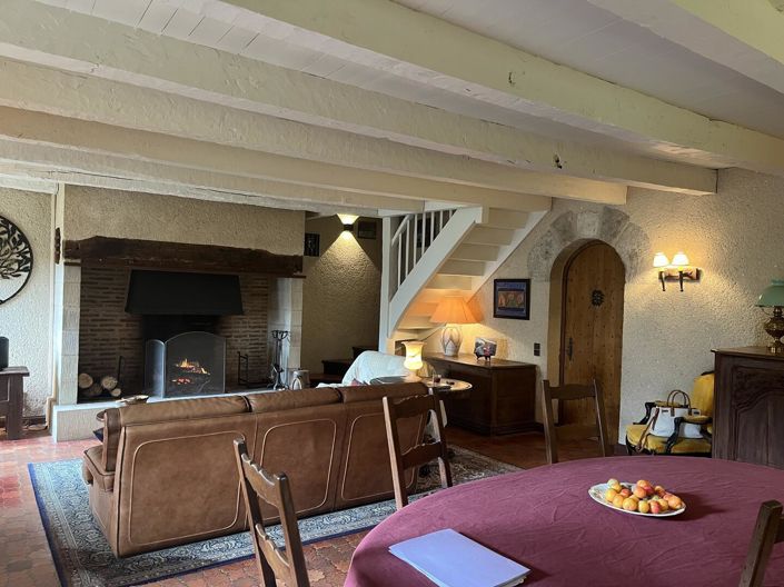 Image No.9-5 Bed House for sale