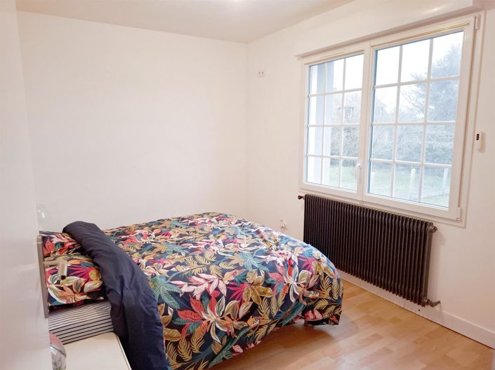 Image No.6-4 Bed House for sale