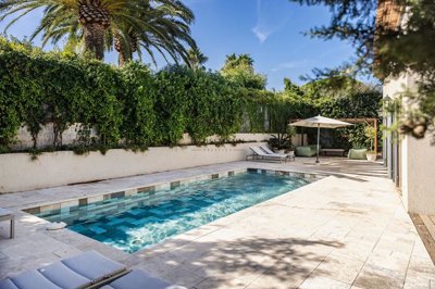 5 Bed House for sale