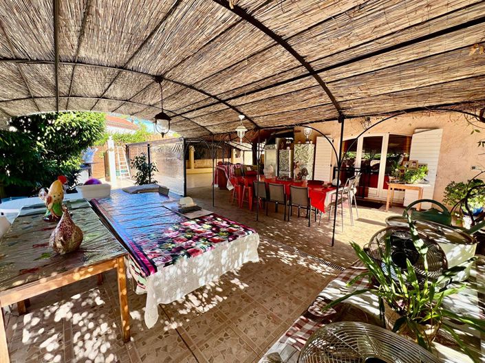 Image No.4-5 Bed House for sale