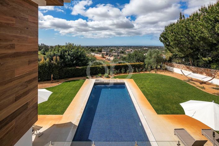 Image No.28-4 Bed House for sale