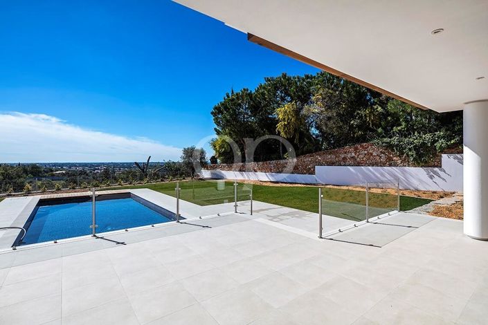 Image No.29-4 Bed House for sale