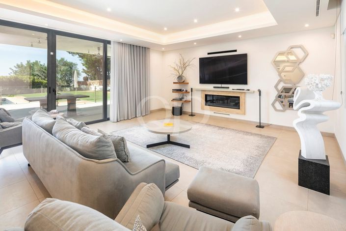 Image No.4-4 Bed House for sale