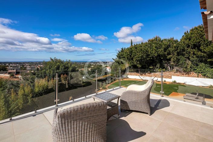 Image No.5-4 Bed House for sale