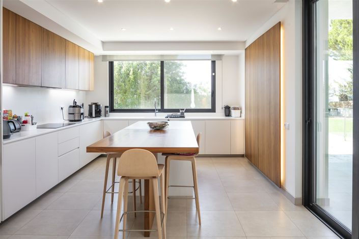 Image No.53-4 Bed House for sale