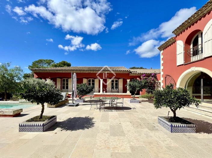 Image No.23-6 Bed House for sale