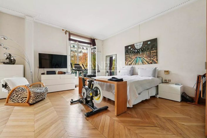 Image No.17-3 Bed Apartment for sale