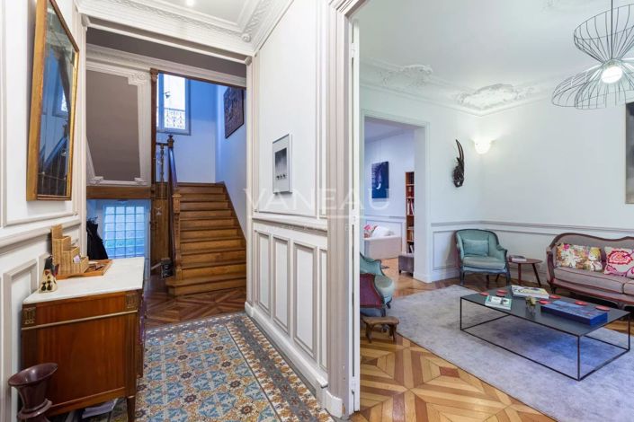 Image No.16-5 Bed House for sale