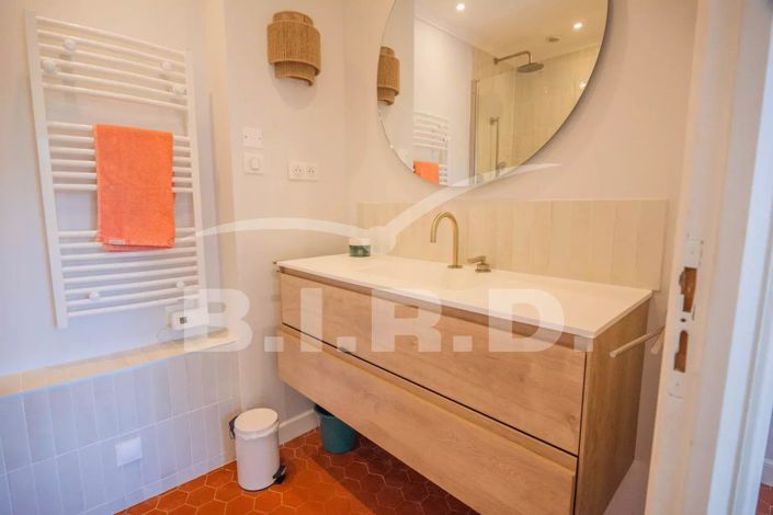 Image No.9-3 Bed House for sale