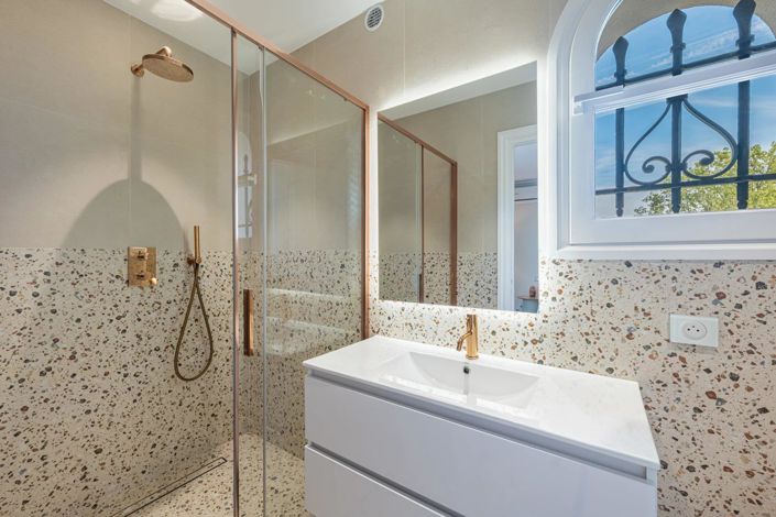 Image No.14-5 Bed House for sale