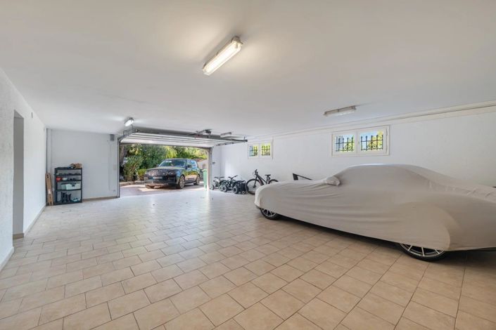 Image No.24-5 Bed House for sale