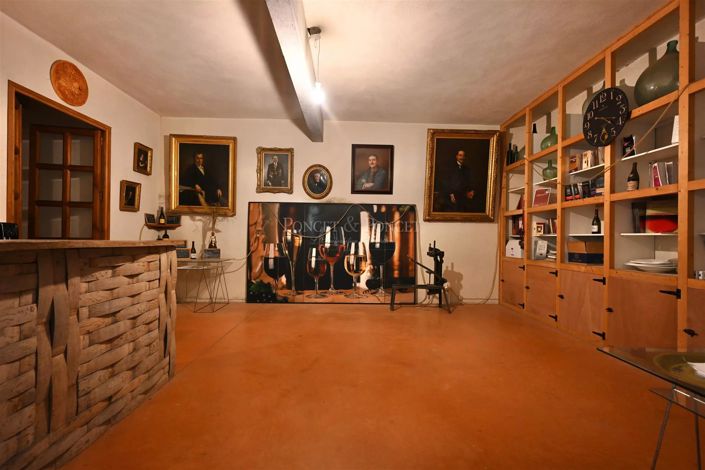 Image No.11-4 Bed House for sale