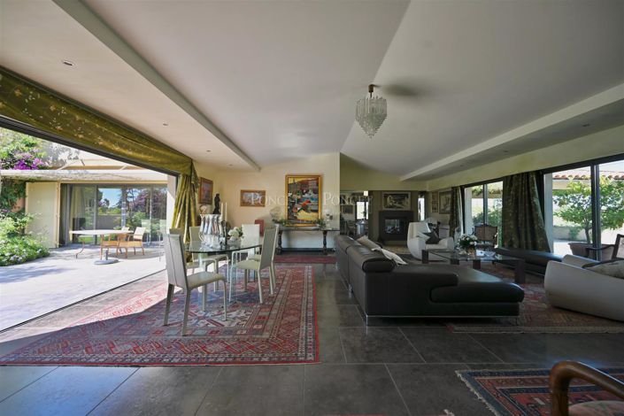 Image No.18-4 Bed House for sale