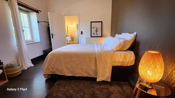 Image No.30-7 Bed House for sale