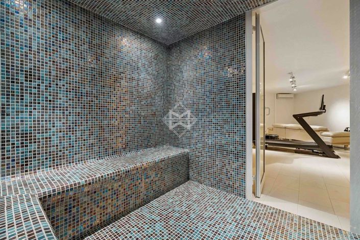 Image No.10-5 Bed House for sale