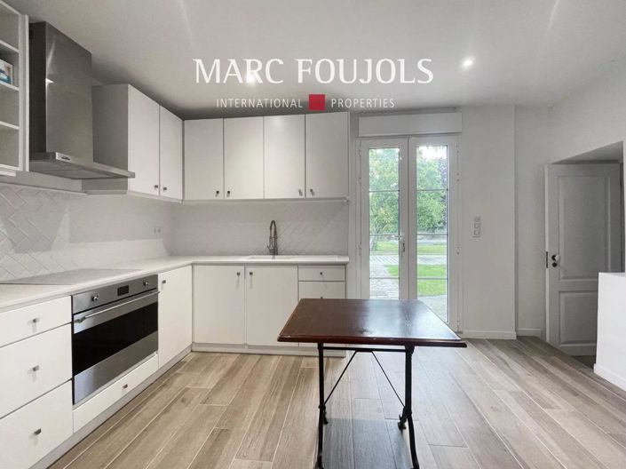 Image No.7-8 Bed House for sale