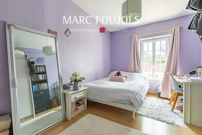 Image No.20-4 Bed House for sale