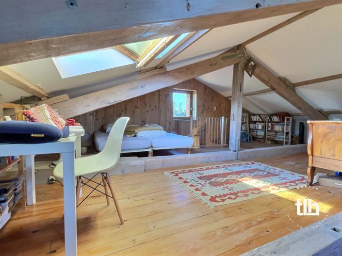 Image No.18-5 Bed House for sale