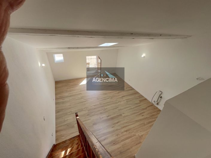 Image No.13-3 Bed House for sale