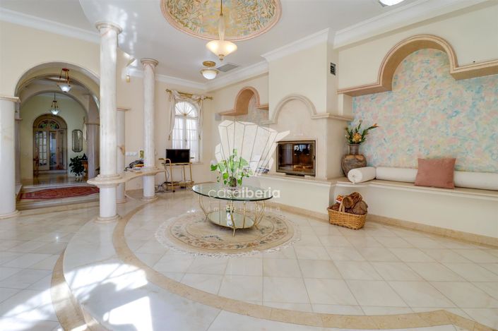 Image No.15-4 Bed House for sale