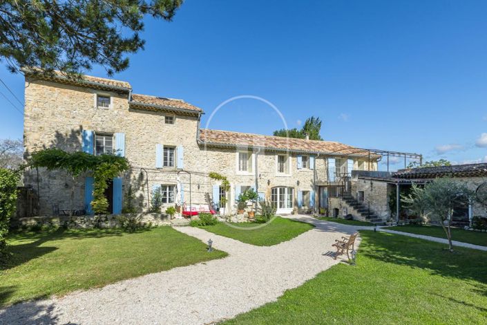 Image No.11-9 Bed House for sale