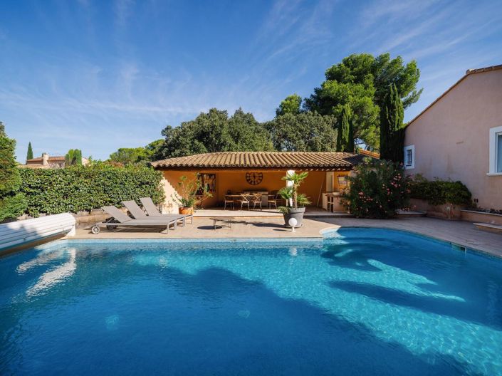 Image No.6-4 Bed House for sale