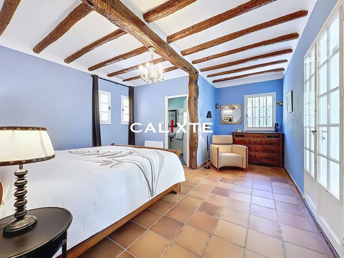 Image No.14-6 Bed House for sale