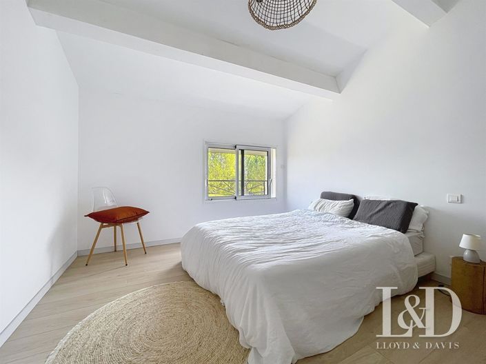 Image No.16-3 Bed House for sale