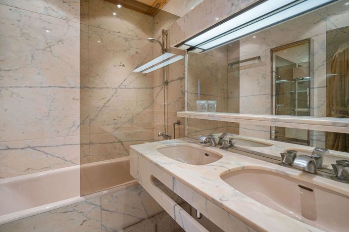 Image No.11-3 Bed Apartment for sale